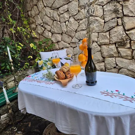 Apartment Lara With Rich Welcome Package Postira